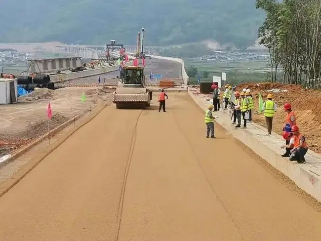 营山路基工程